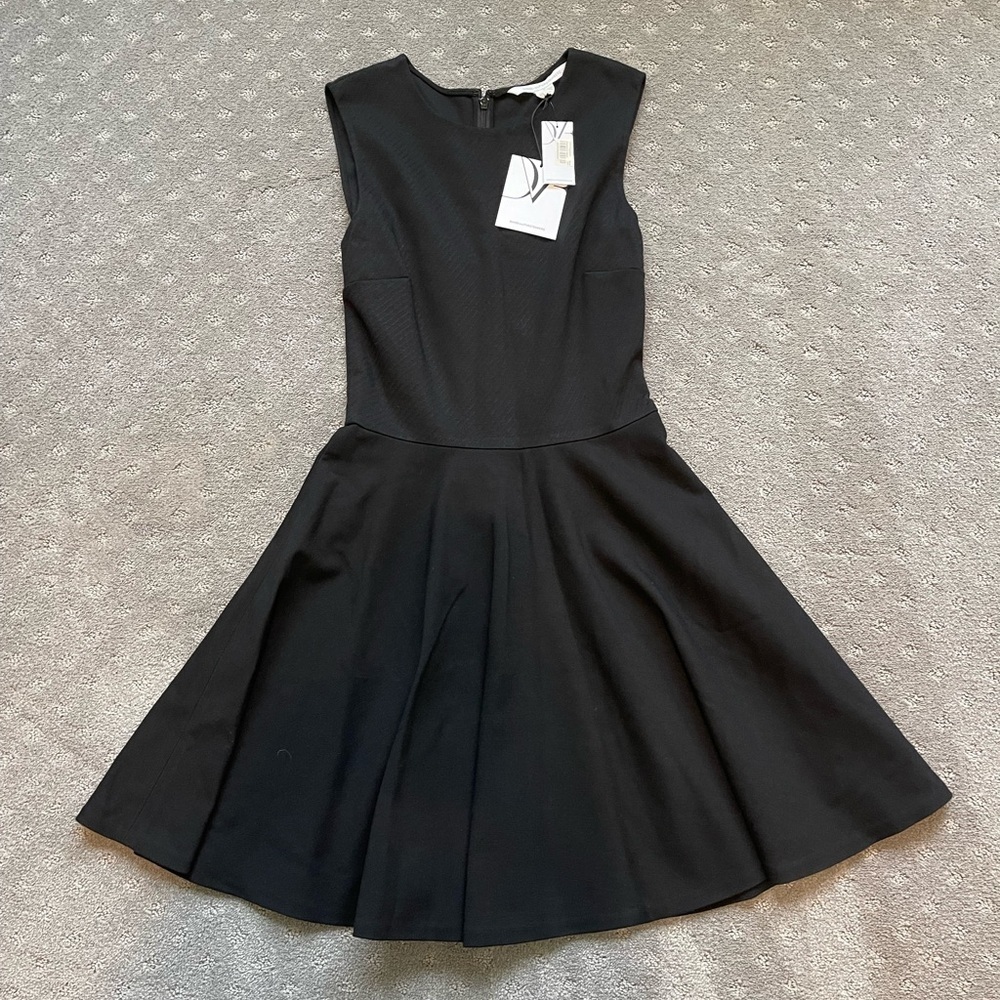 NWT Diane von Furstenberg Jeannie Dress | Size 2